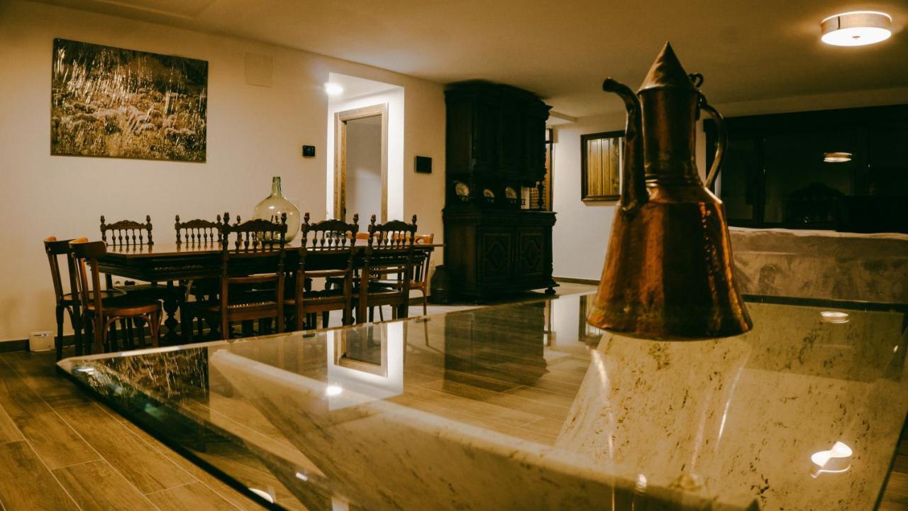 הוילה El Aprisco, Con Piscina Climatizada En Hueva-Guadalajara מראה חיצוני תמונה
